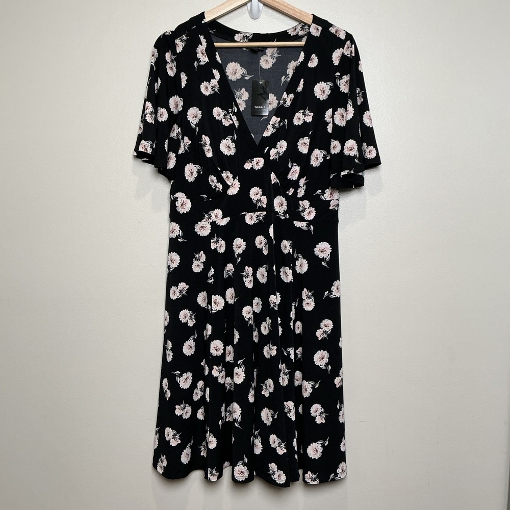 Torrid Black Floral V Neck Midi Skater‎ Dress Women's Plus Size 0
